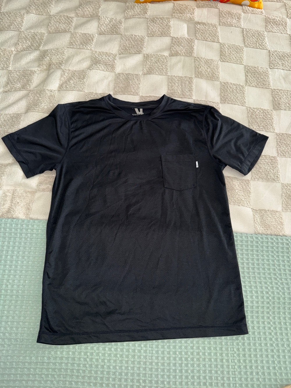 NWOT Vuori Men's Tradewind Performance Tee size M